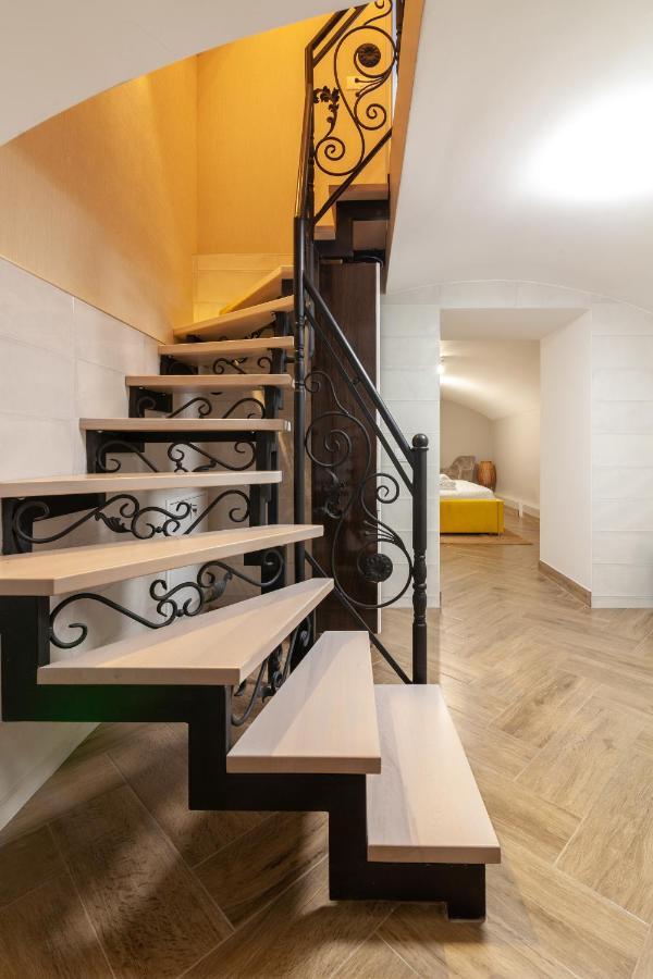Avangard Saint Teodora III Apart Lviv Exterior photo